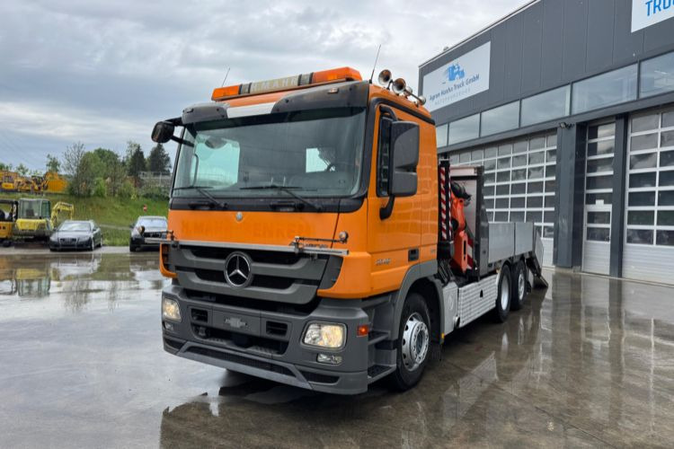 Mercedes-Benz Actros 2548 Atlas 290 Baumaschinentaxi - شاحنة كرين: صورة 1 Mercedes-Benz Actros 2548 Atlas 290 Baumaschinentaxi - شاحنة كرين: صورة 1