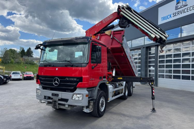 Mercedes-Benz Actros 2646 6x4/4 Fassi 275-8 Kipper - شاحنة كرين: صورة 1 Mercedes-Benz Actros 2646 6x4/4 Fassi 275-8 Kipper - شاحنة كرين: صورة 1
