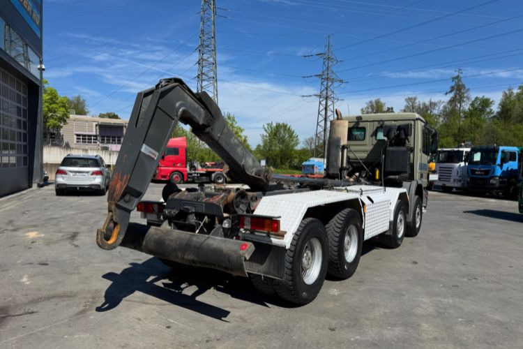 Mercedes-Benz Actros 3244 8x4 Hiab 26T AHK - شاحنة ذات خطاف: صورة 5 Mercedes-Benz Actros 3244 8x4 Hiab 26T AHK - شاحنة ذات خطاف: صورة 5