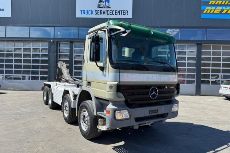 Mercedes-Benz Actros 3244 8x4 Hiab 26T AHK - شاحنة ذات خطاف: صورة 2 Mercedes-Benz Actros 3244 8x4 Hiab 26T AHK - شاحنة ذات خطاف: صورة 2