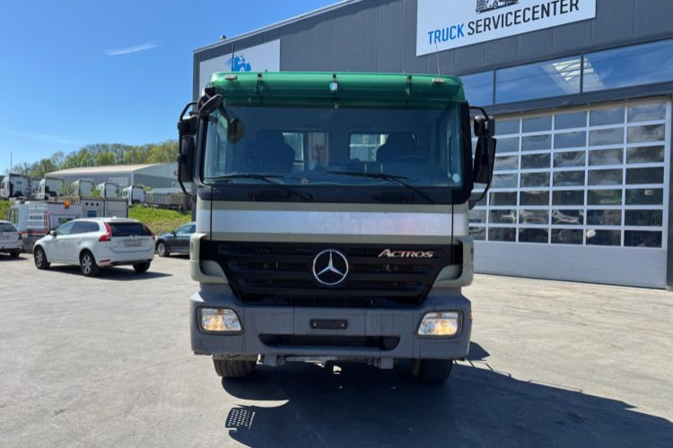 Mercedes-Benz Actros 3244 8x4 Hiab 26T AHK - شاحنة ذات خطاف: صورة 4 Mercedes-Benz Actros 3244 8x4 Hiab 26T AHK - شاحنة ذات خطاف: صورة 4