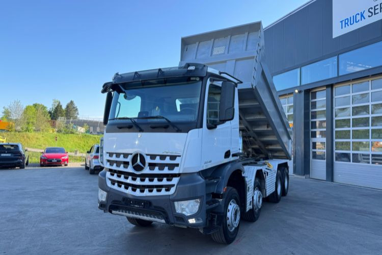Mercedes-Benz Arocs 3248 8x4 - شاحنة قلاب: صورة 1 Mercedes-Benz Arocs 3248 8x4 - شاحنة قلاب: صورة 1