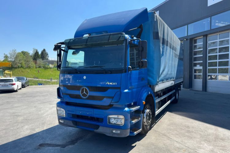 Mercedes-Benz Axor 1833 4x2 - شاحنة ستارة: صورة 1 Mercedes-Benz Axor 1833 4x2 - شاحنة ستارة: صورة 1
