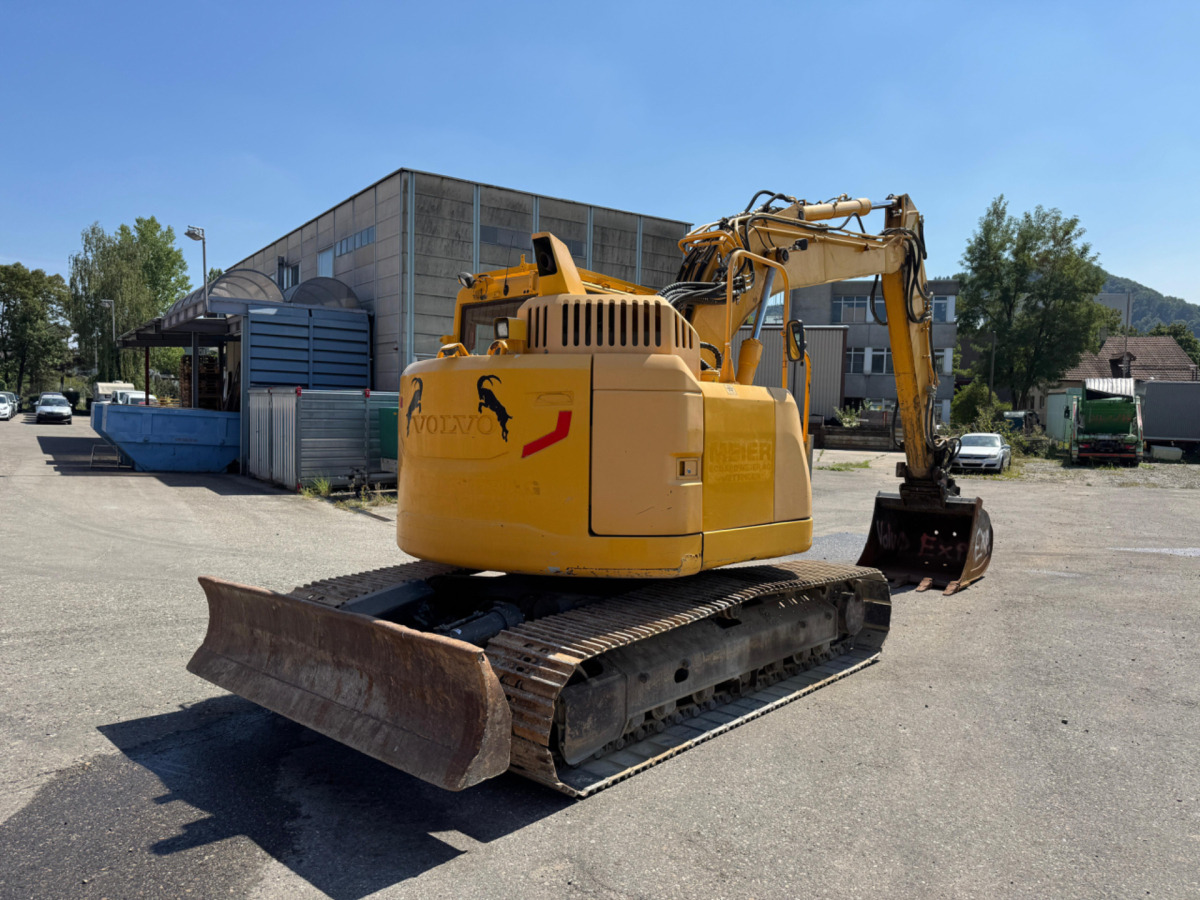 VOLVO ECR145DL Oilquick - حفار زحاف: صورة 4 VOLVO ECR145DL Oilquick - حفار زحاف: صورة 4