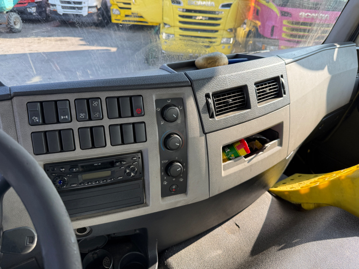 وحدة جر VOLVO FE-280 4x2: صورة 16 وحدة جر VOLVO FE-280 4x2: صورة 16