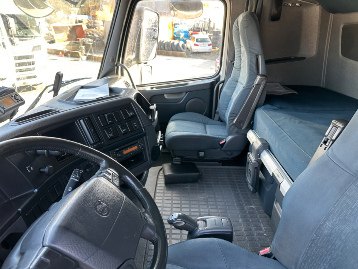 وحدة جر VOLVO FH-420 4x2 Lowdeck: صورة 12