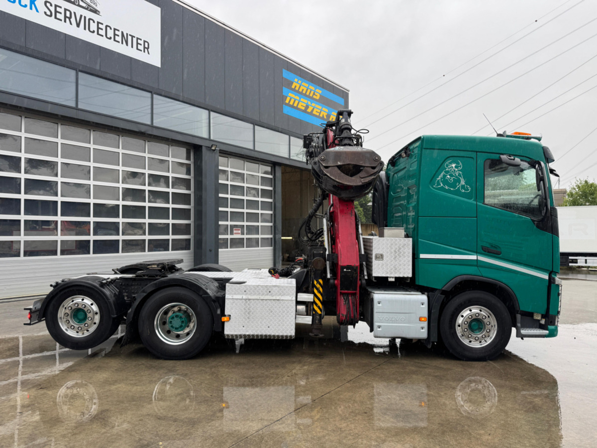 VOLVO FH-540 6x2 Tajfun L300Z - شاحنة قطع الأشجار, شاحنة كرين: صورة 4 VOLVO FH-540 6x2 Tajfun L300Z - شاحنة قطع الأشجار, شاحنة كرين: صورة 4