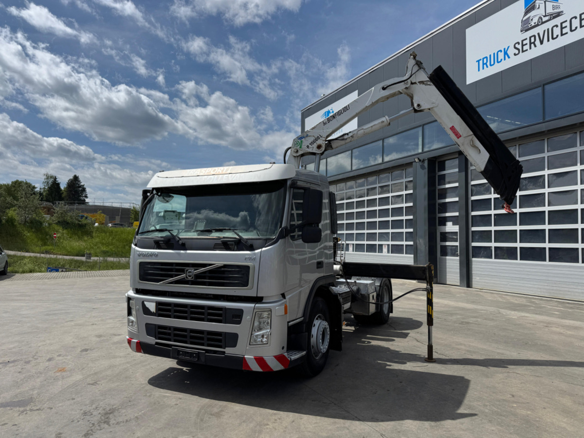 شاحنة كرين VOLVO FM-400 4x2 Bonfiglioli 15000-4: صورة 1