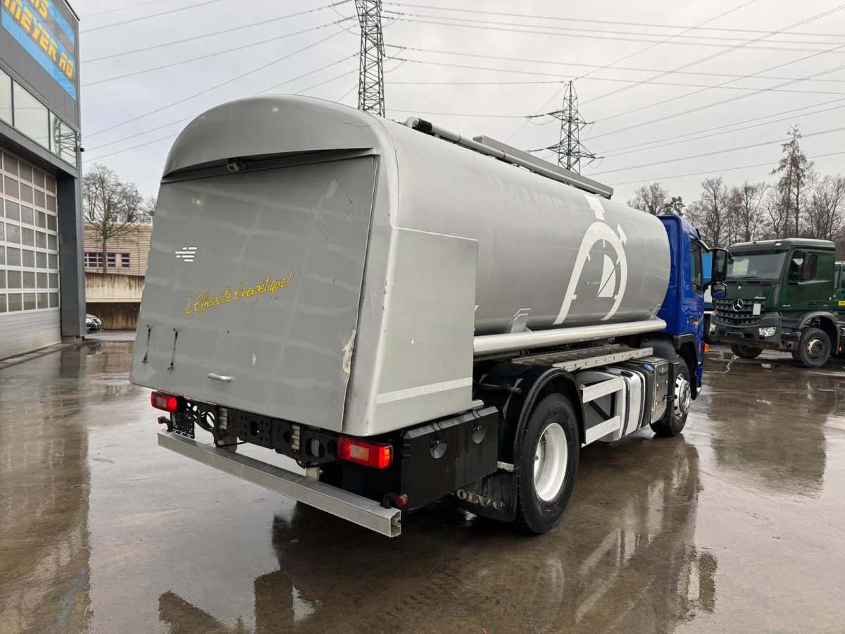 VOLVO FM-440 4x2 Tankwagen 13'500L - شاحنة صهريج: صورة 5 VOLVO FM-440 4x2 Tankwagen 13'500L - شاحنة صهريج: صورة 5