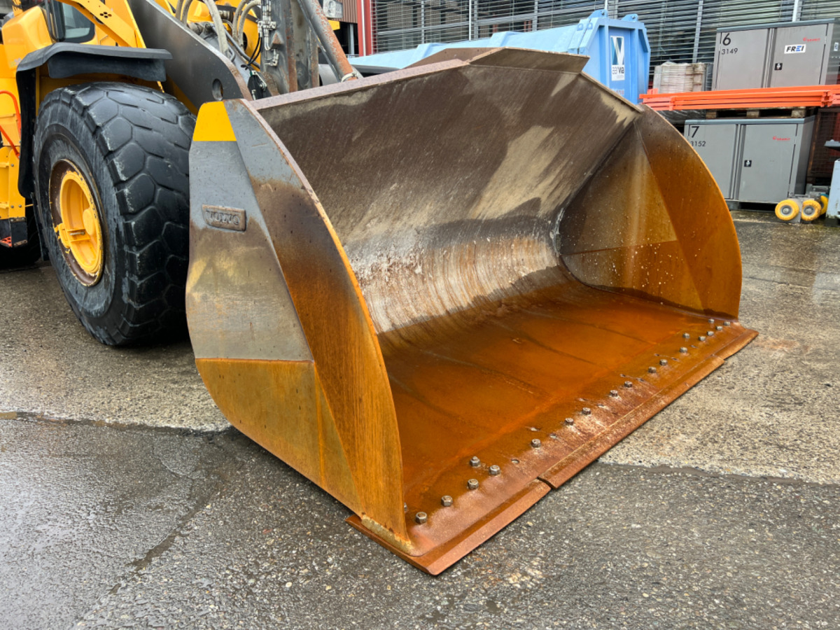 اللودر بعجل VOLVO L180H: صورة 17 اللودر بعجل VOLVO L180H: صورة 17