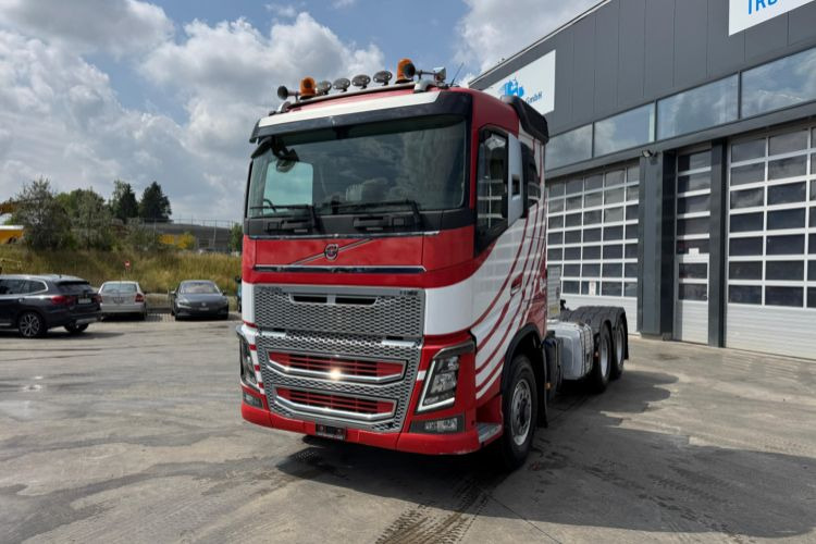 Volvo FH16-650 6x6H - وحدة جر: صورة 1 Volvo FH16-650 6x6H - وحدة جر: صورة 1