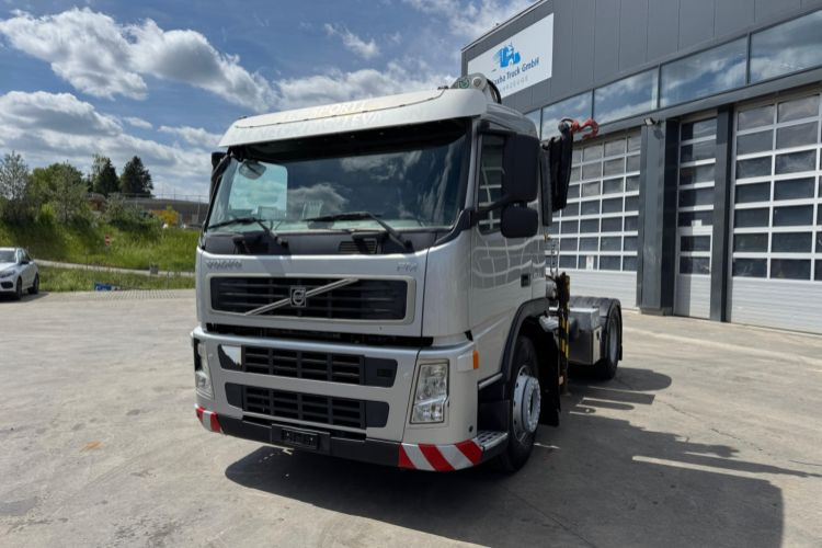 Volvo FM-400 4x2 Bonfiglioli 15000-4 - شاحنة كرين: صورة 2 Volvo FM-400 4x2 Bonfiglioli 15000-4 - شاحنة كرين: صورة 2