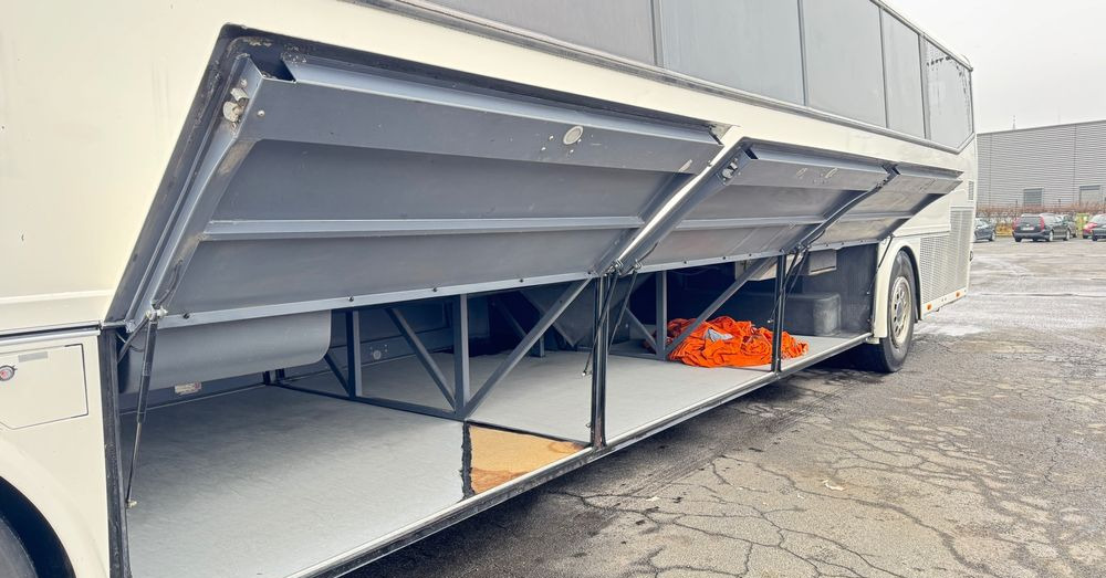 Bova FLD127 Futura / 13m / Klima / 65 miejsc / Cena 63500 zł netto - مركبة كوتش: صورة 5 Bova FLD127 Futura / 13m / Klima / 65 miejsc / Cena 63500 zł netto - مركبة كوتش: صورة 5