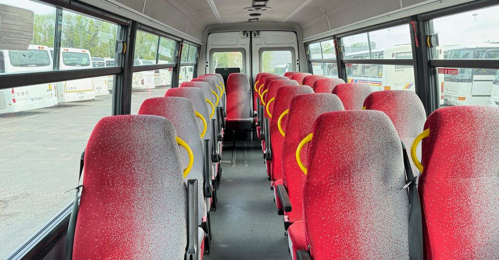 حافلة صغيرة, ميكروباص Irisbus Iveco Daily / 23 miejsca / Cena 87000 zł netto: صورة 8