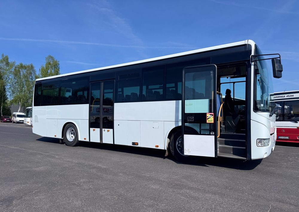 Irisbus KRÓTKI 10,5 metra /Crossway / 46 miejsc/ CENA: 89000zł netto - حافلة سوبربان: صورة 1 Irisbus KRÓTKI 10,5 metra /Crossway / 46 miejsc/ CENA: 89000zł netto - حافلة سوبربان: صورة 1