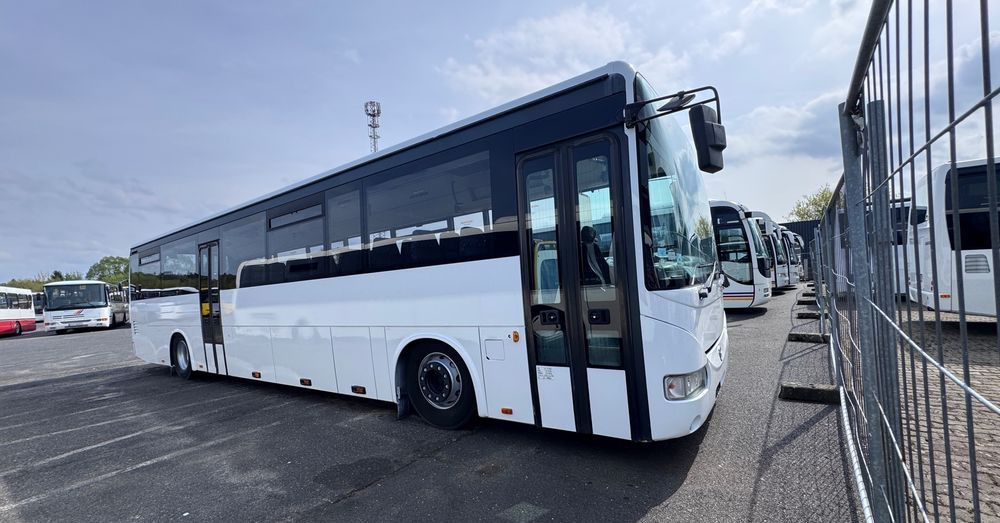 Irisbus Recreo Crosway / 63+1 miejsc/ silnik iveco cursor8 / CENA: 49000zł netto - حافلة سوبربان: صورة 4 Irisbus Recreo Crosway / 63+1 miejsc/ silnik iveco cursor8 / CENA: 49000zł netto - حافلة سوبربان: صورة 4