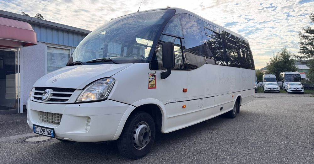 Iveco Wing /34 miejsca /mały przebieg /Cena:109000 zł netto - حافلة صغيرة, ميكروباص: صورة 4 Iveco Wing /34 miejsca /mały przebieg /Cena:109000 zł netto - حافلة صغيرة, ميكروباص: صورة 4
