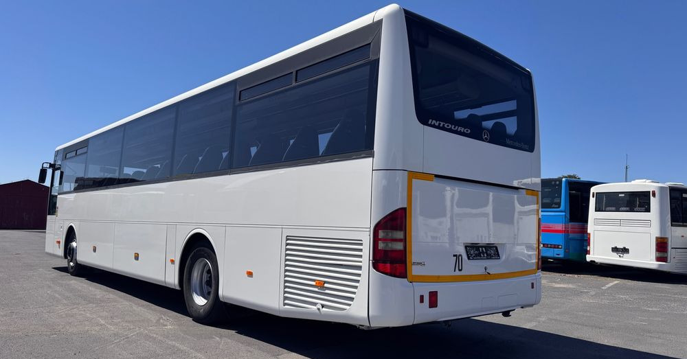 Mercedes-Benz Intouro / Euro 5 / Manual / 59 miejsc / mały przebieg / Cena: 116000 zł netto - حافلة سوبربان: صورة 2 Mercedes-Benz Intouro / Euro 5 / Manual / 59 miejsc / mały przebieg / Cena: 116000 zł netto - حافلة سوبربان: صورة 2