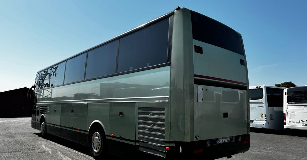 Van Hool EOS 200/ Klimatyzacja / Motor MAN / 51 miejsc / CENA 55000 zł netto - مركبة كوتش: صورة 2 Van Hool EOS 200/ Klimatyzacja / Motor MAN / 51 miejsc / CENA 55000 zł netto - مركبة كوتش: صورة 2