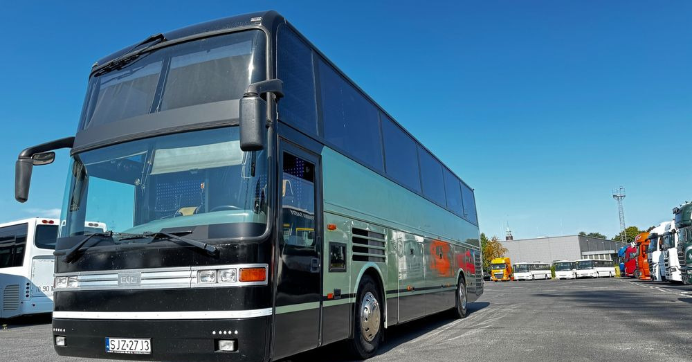 Van Hool EOS 200/ Klimatyzacja / Motor MAN / 51 miejsc / CENA 55000 zł netto - مركبة كوتش: صورة 1 Van Hool EOS 200/ Klimatyzacja / Motor MAN / 51 miejsc / CENA 55000 zł netto - مركبة كوتش: صورة 1