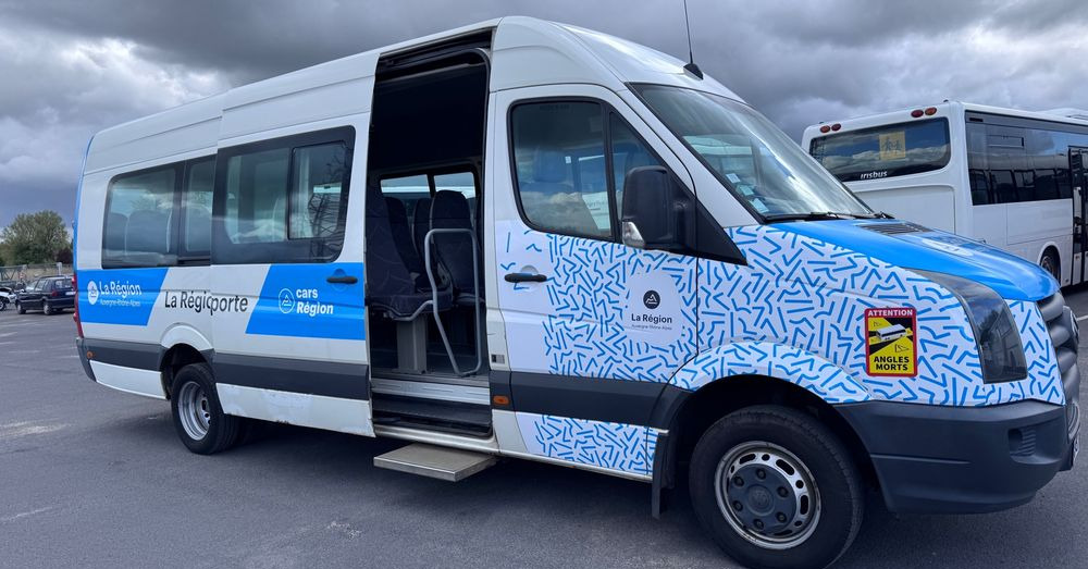 Volkswagen Crafter / 23 miejsca / Cena:67000 zł netto - حافلة صغيرة, ميكروباص: صورة 4 Volkswagen Crafter / 23 miejsca / Cena:67000 zł netto - حافلة صغيرة, ميكروباص: صورة 4