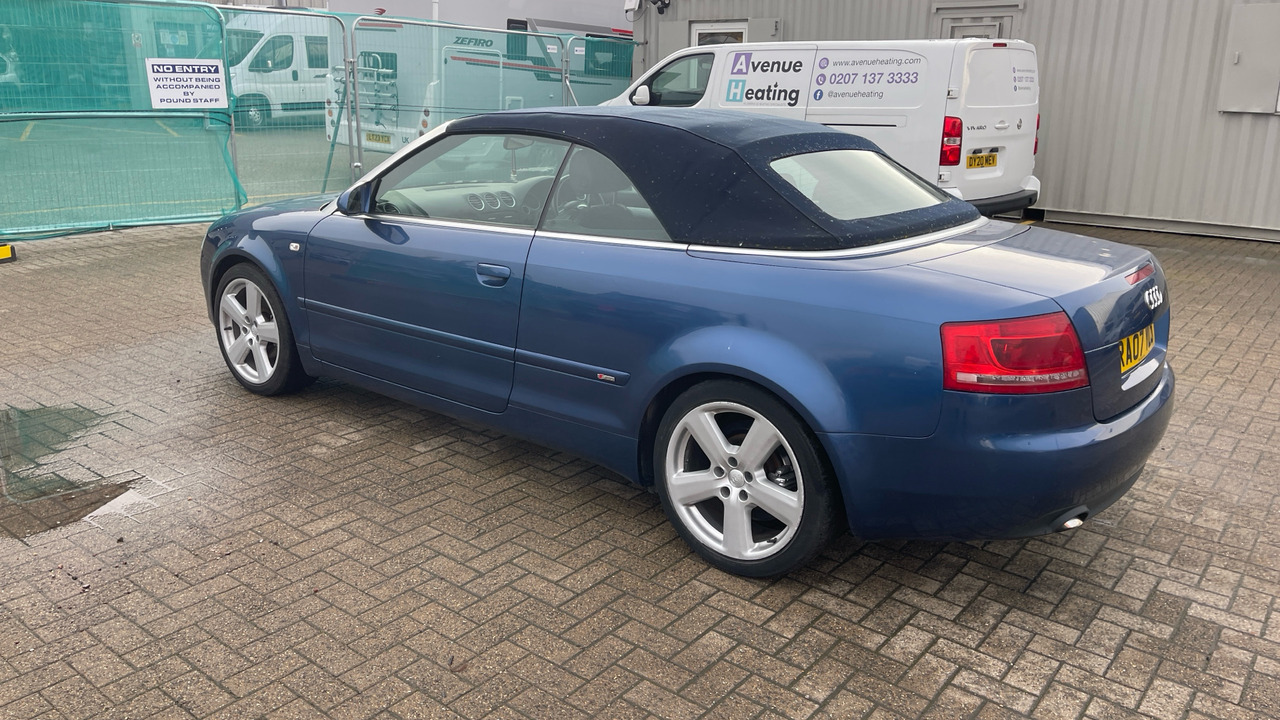 AUDI A4 2.0 TDI - سيارة: صورة 3 AUDI A4 2.0 TDI - سيارة: صورة 3