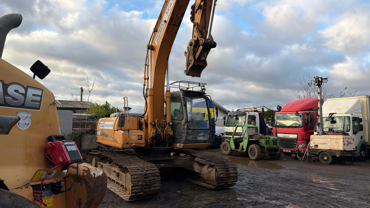 CASE CX210 - حفار زحاف: صورة 2 CASE CX210 - حفار زحاف: صورة 2