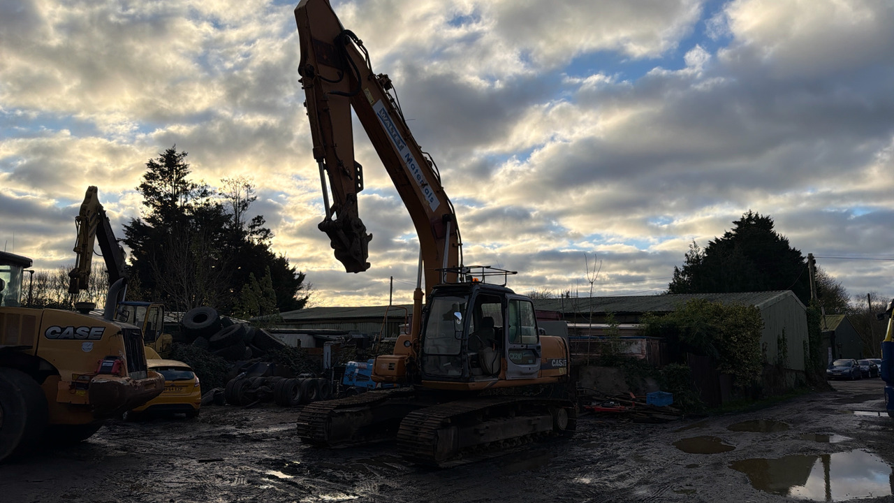 CASE CX210 - حفار زحاف: صورة 1 CASE CX210 - حفار زحاف: صورة 1