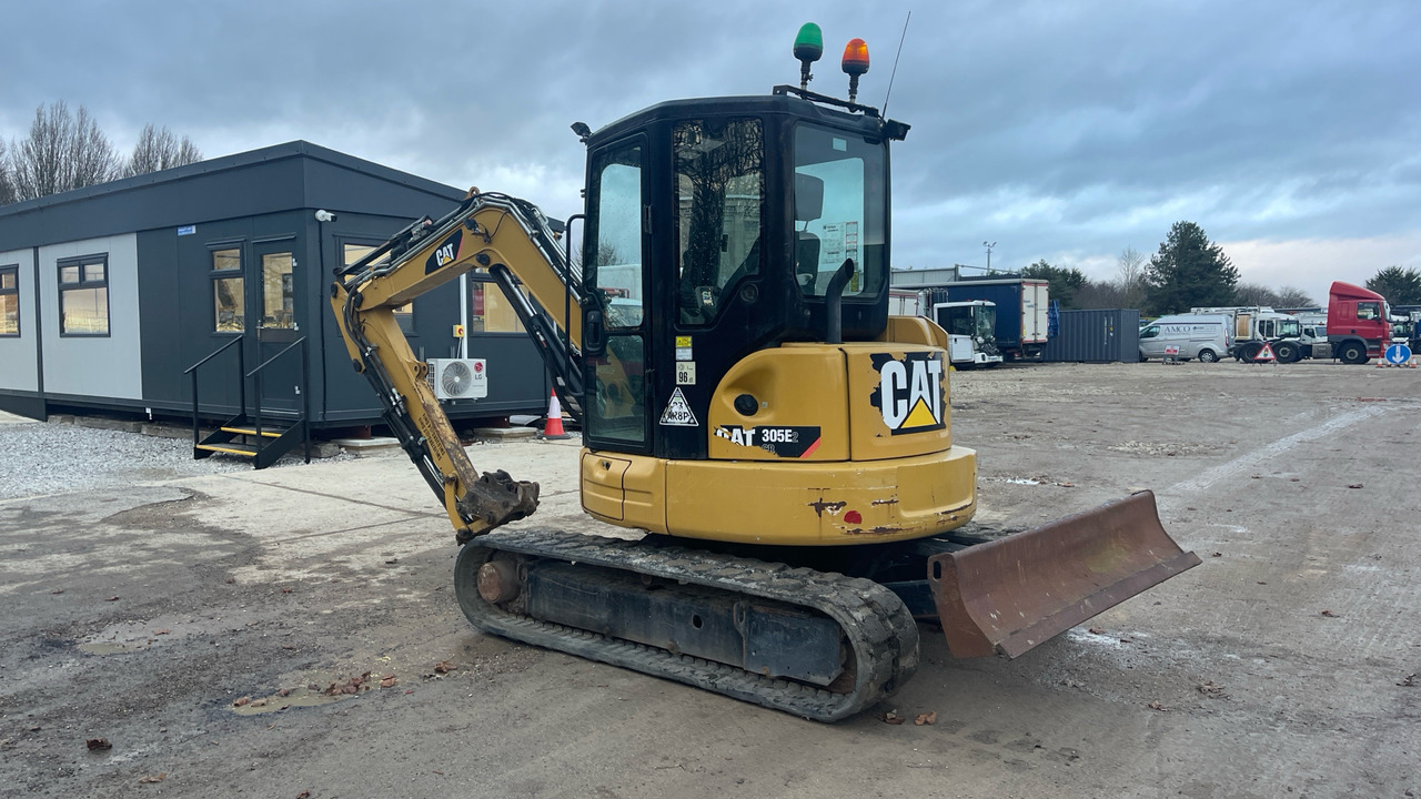 CATERPILLAR 305E2 - حفارة مُصَّغرة: صورة 4 CATERPILLAR 305E2 - حفارة مُصَّغرة: صورة 4