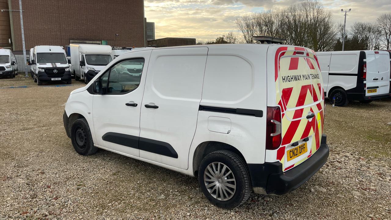 CITROEN BERLINGO ENTERPRISE 650 1.5 BLUEHDI 75PS - فان المدمجة: صورة 3 CITROEN BERLINGO ENTERPRISE 650 1.5 BLUEHDI 75PS - فان المدمجة: صورة 3