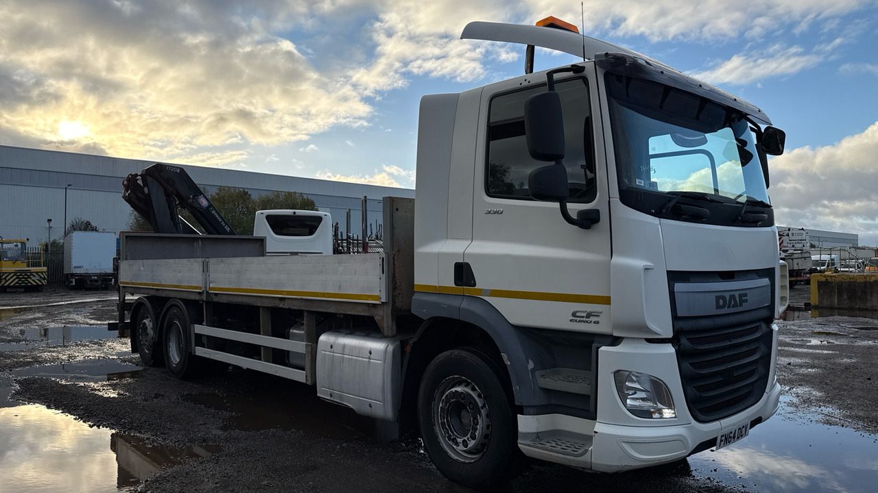 DAF CF 330 - شاحنات مسطحة, شاحنة كرين: صورة 1 DAF CF 330 - شاحنات مسطحة, شاحنة كرين: صورة 1