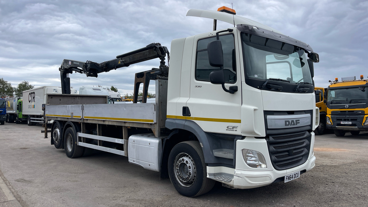 DAF CF 330 - شاحنات مسطحة, شاحنة كرين: صورة 1 DAF CF 330 - شاحنات مسطحة, شاحنة كرين: صورة 1