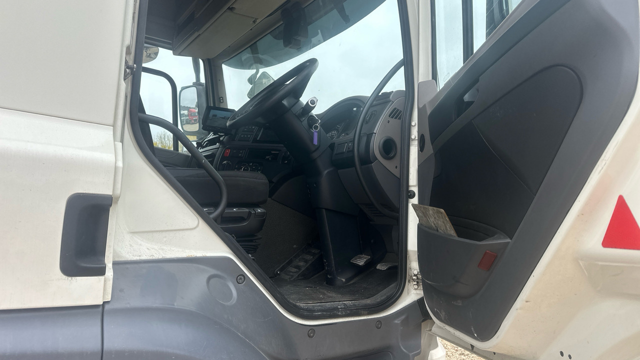 DAF CF 450 - وحدة جر: صورة 5 DAF CF 450 - وحدة جر: صورة 5