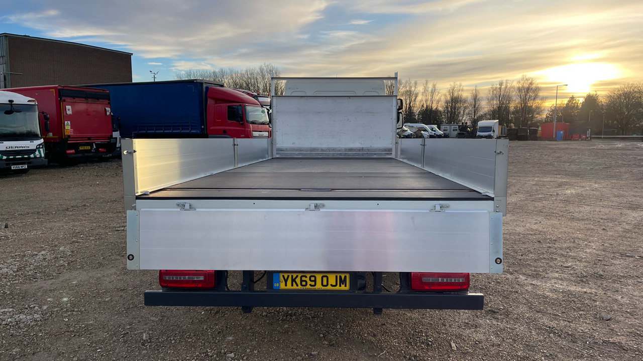 شاحنات مسطحة DAF LF 180: صورة 10