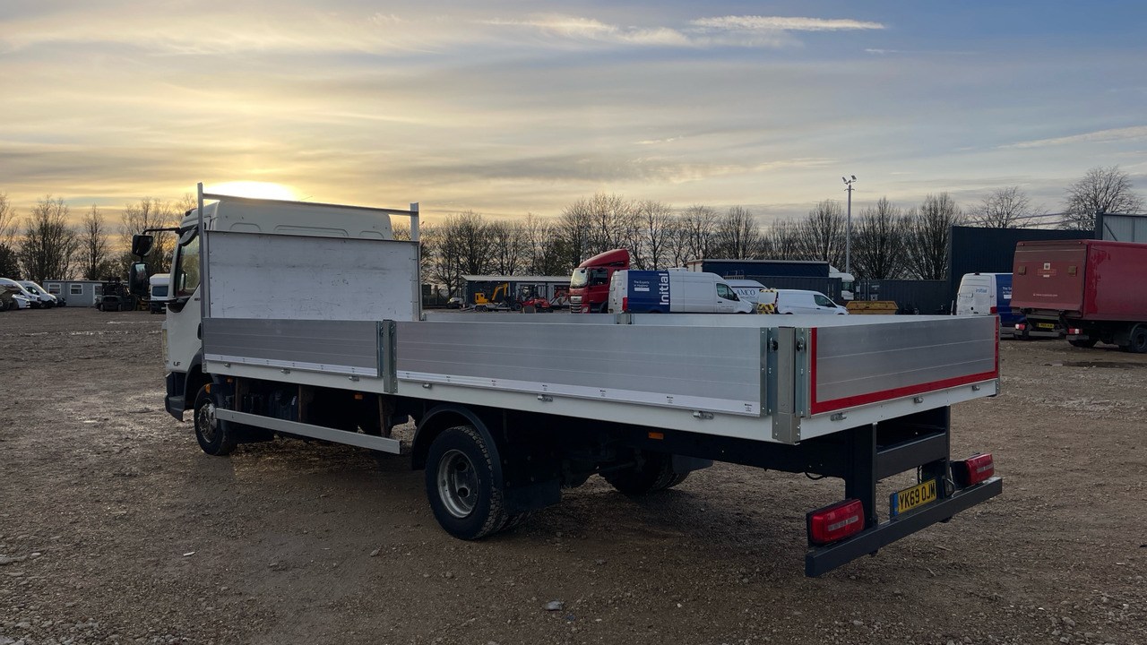 DAF LF 180 - شاحنات مسطحة: صورة 3 DAF LF 180 - شاحنات مسطحة: صورة 3