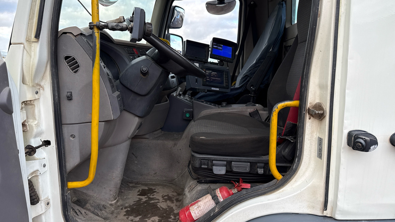 DAF LF 220 - سياره كنس شوارع: صورة 5 DAF LF 220 - سياره كنس شوارع: صورة 5