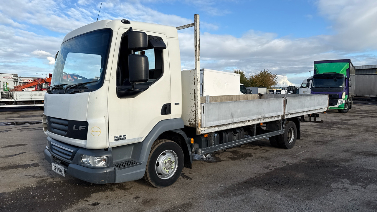 DAF LF 45.140 - شاحنات مسطحة: صورة 2 DAF LF 45.140 - شاحنات مسطحة: صورة 2