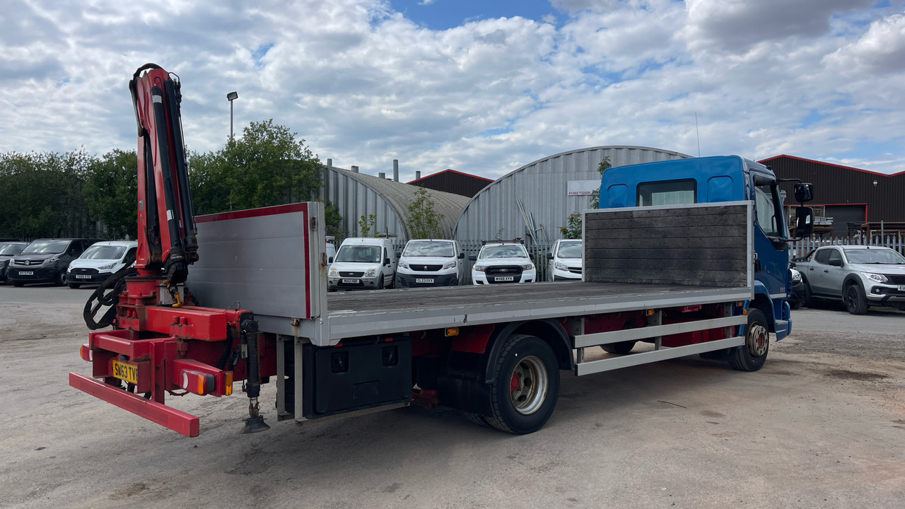 DAF LF 45.210 - شاحنات مسطحة, شاحنة كرين: صورة 4 DAF LF 45.210 - شاحنات مسطحة, شاحنة كرين: صورة 4
