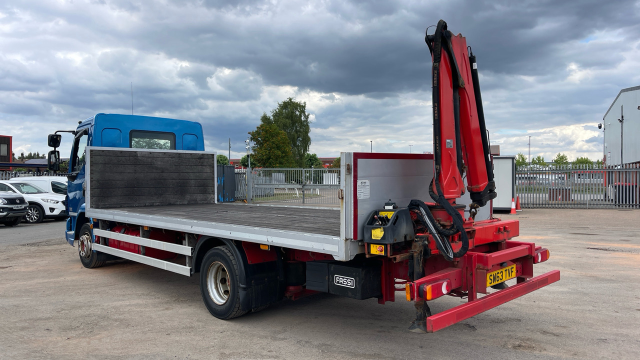 DAF LF 45.210 - شاحنات مسطحة, شاحنة كرين: صورة 3 DAF LF 45.210 - شاحنات مسطحة, شاحنة كرين: صورة 3