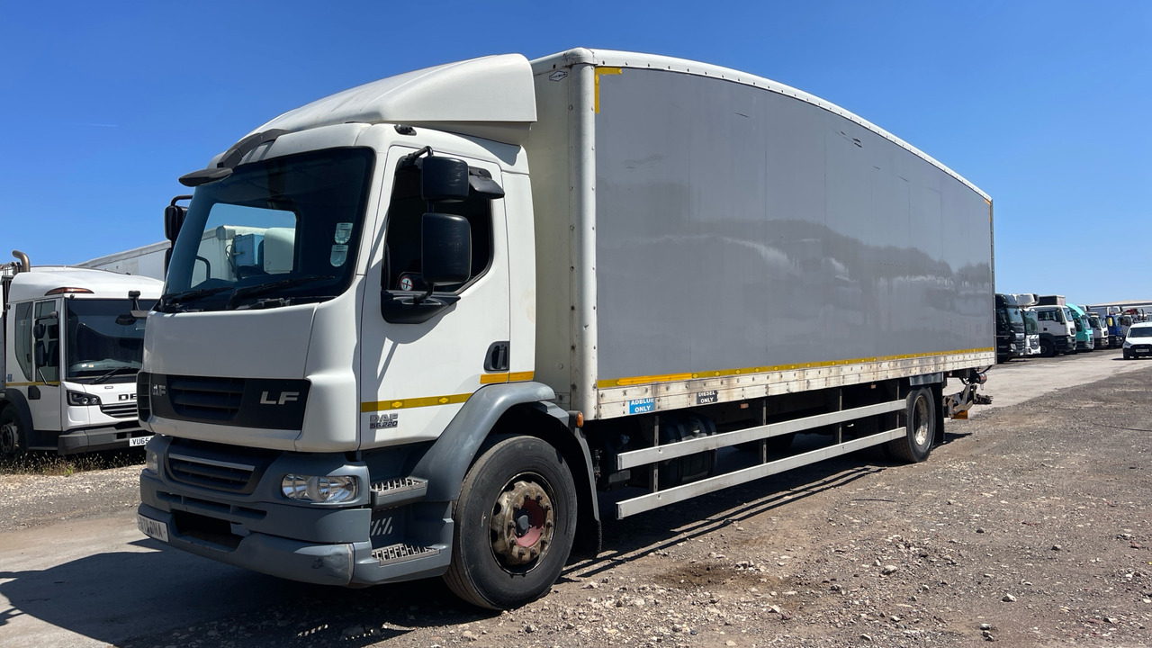 DAF LF 55.220 - شاحنة مقفلة: صورة 2 DAF LF 55.220 - شاحنة مقفلة: صورة 2