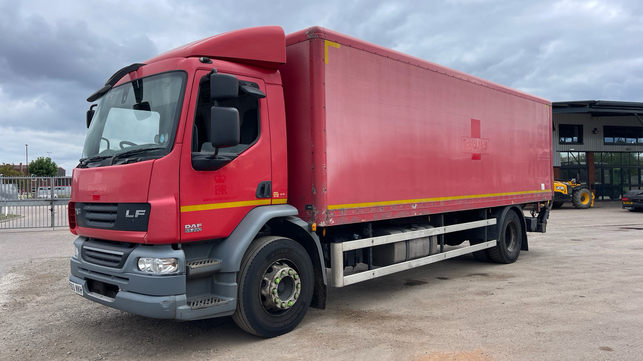 DAF LF 55.220 - شاحنة مقفلة: صورة 2 DAF LF 55.220 - شاحنة مقفلة: صورة 2