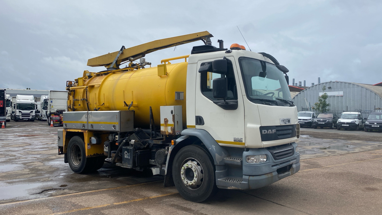 DAF LF 55.250 - شاحنة الشفط: صورة 1 DAF LF 55.250 - شاحنة الشفط: صورة 1