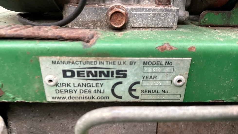 DENNIS FT510 PEDESTRIAN CYLINDER MOWER WITH 5K UNIT & GRASS BOX - معدات البناء: صورة 5 DENNIS FT510 PEDESTRIAN CYLINDER MOWER WITH 5K UNIT & GRASS BOX - معدات البناء: صورة 5