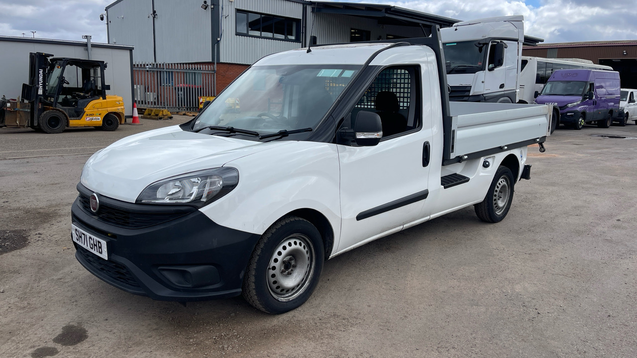 FIAT DOBLO CARGO 16V 1.6 Multijet - شاحنة مفتوحة: صورة 2 FIAT DOBLO CARGO 16V 1.6 Multijet - شاحنة مفتوحة: صورة 2
