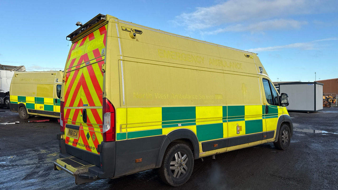 FIAT DUCATO 42 MULTIJET II - سيارة اسعاف: صورة 4 FIAT DUCATO 42 MULTIJET II - سيارة اسعاف: صورة 4