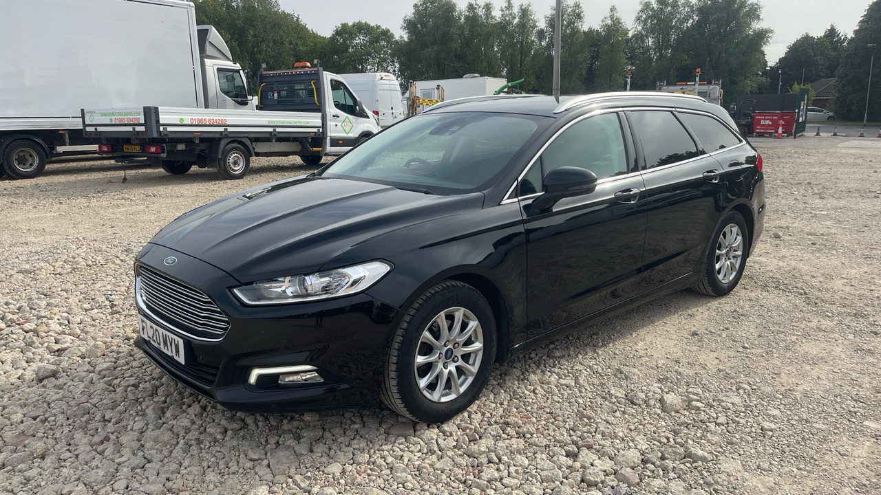 FORD MONDEO 2.0 ECO BLUE ZETEC - سيارة ستيشن: صورة 2 FORD MONDEO 2.0 ECO BLUE ZETEC - سيارة ستيشن: صورة 2