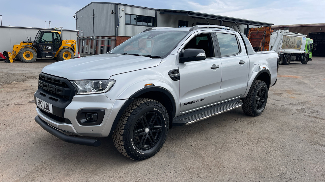 FORD RANGER 2.0 ECOBLUE WILDTRAK 213 - شاحنة البيك أب, الشاحنات الصغيرة كابينة مزدوجة: صورة 2 FORD RANGER 2.0 ECOBLUE WILDTRAK 213 - شاحنة البيك أب, الشاحنات الصغيرة كابينة مزدوجة: صورة 2