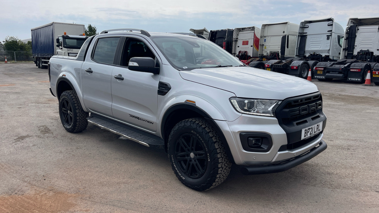 FORD RANGER 2.0 ECOBLUE WILDTRAK 213 - شاحنة البيك أب, الشاحنات الصغيرة كابينة مزدوجة: صورة 1 FORD RANGER 2.0 ECOBLUE WILDTRAK 213 - شاحنة البيك أب, الشاحنات الصغيرة كابينة مزدوجة: صورة 1