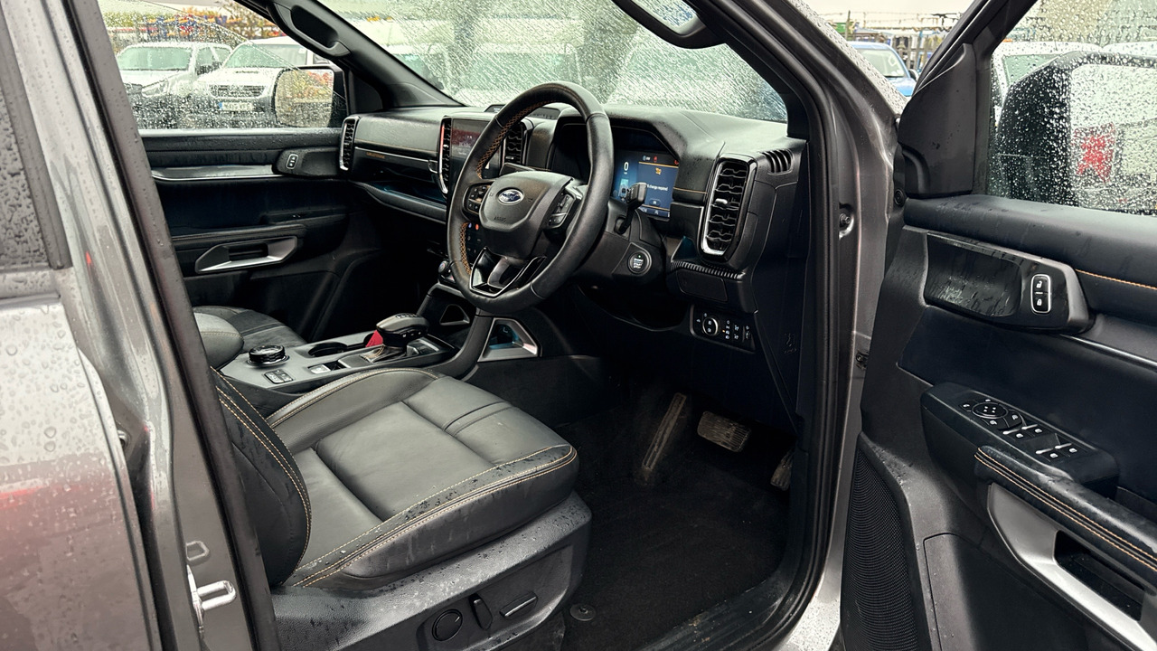 FORD RANGER WILDTRAK 2.0 ECOBLUE 205PS - شاحنة البيك أب, الشاحنات الصغيرة كابينة مزدوجة: صورة 5 FORD RANGER WILDTRAK 2.0 ECOBLUE 205PS - شاحنة البيك أب, الشاحنات الصغيرة كابينة مزدوجة: صورة 5