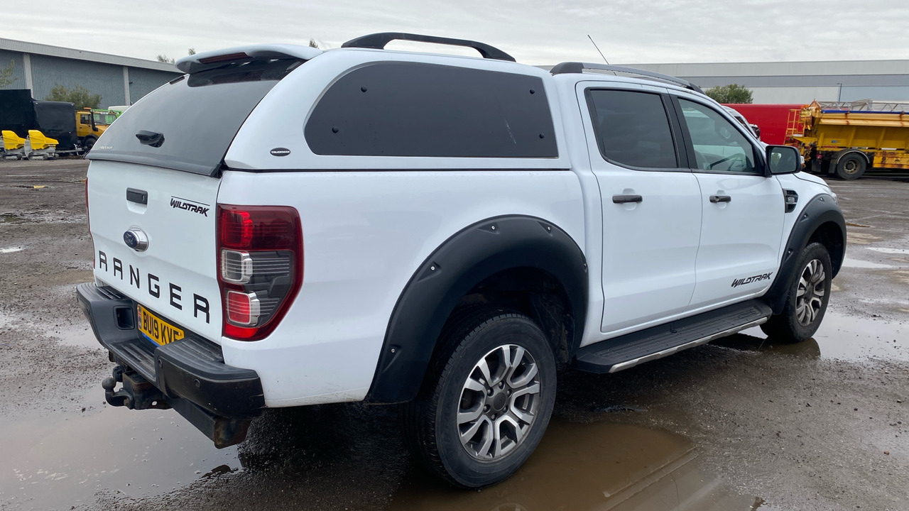 FORD RANGER Wildtrak 3.2 TDCi 200PS - شاحنة البيك أب, الشاحنات الصغيرة كابينة مزدوجة: صورة 4 FORD RANGER Wildtrak 3.2 TDCi 200PS - شاحنة البيك أب, الشاحنات الصغيرة كابينة مزدوجة: صورة 4